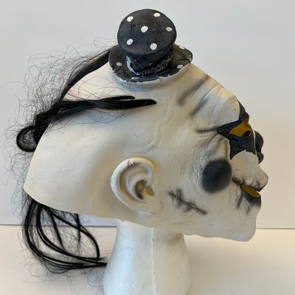 Art The Clown - Latex Mask - Picture 2 of 5